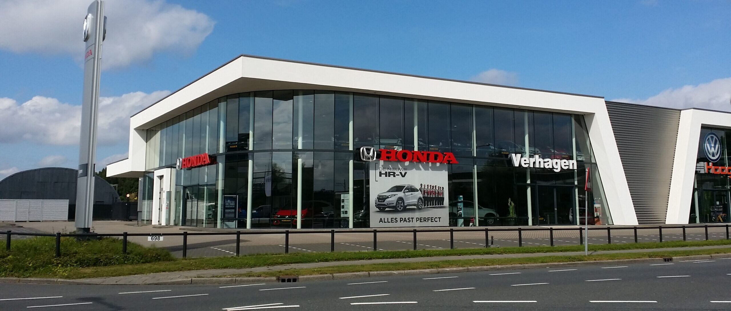 de vestiging van honda verhagen aan de driemanssteeweg 698 in rotterdam