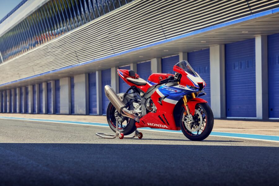 de honda CBR1000RR-R FIREBLADE SP motorfiets