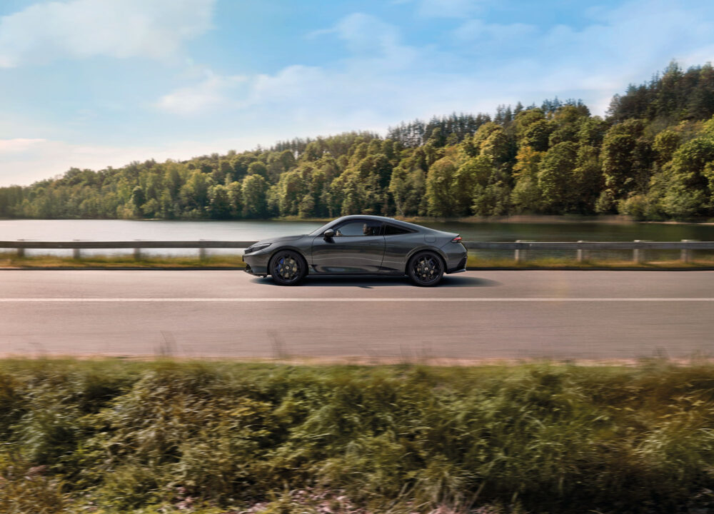 de honda prelude vanaf de zijkant